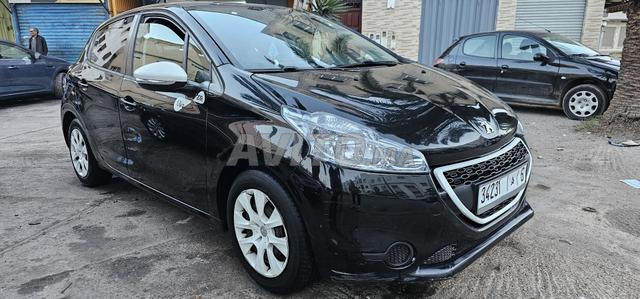 Peugeot 208 Diesel Manuelle 2014 à Mohammedia