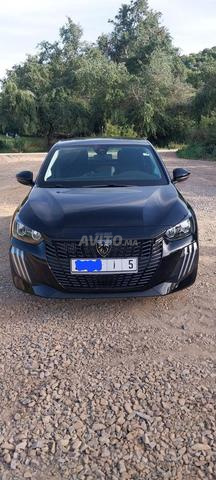 Peugeot 208 Diesel Modèle 2025 - État Neuf - 7710km