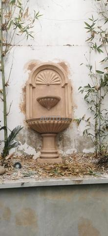 Fontaine en pierre artificielle - 2