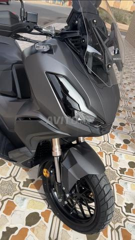 Honda adv 350 - 2