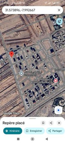Terrain commercial à vendre à la résidence Jnane Tasseltane Marrakech