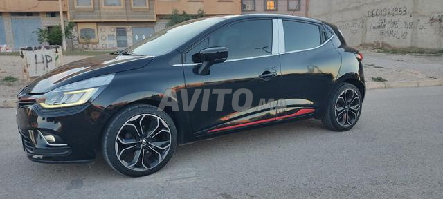 Renault Clio intense Manuelle 2019 à Oujda
