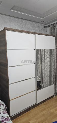 خزانة / خزانة ملابس عصرية للبيع