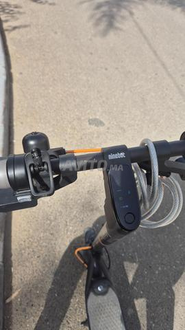 Trottinette électrique Ninebot F40E - 2