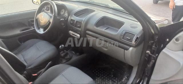 Clio Classic essence 1.2 - 2