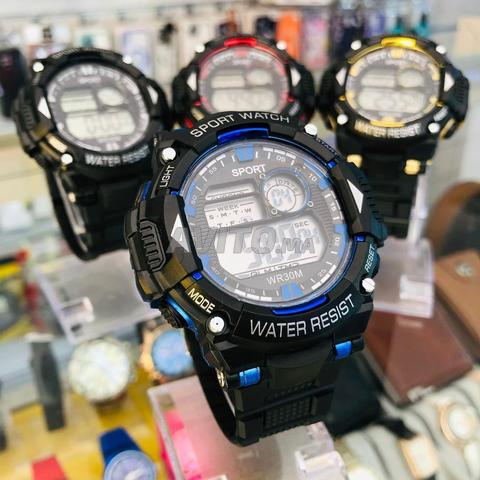 ساعة رياضية مقاومة للماء بـ 4 ألوان متاحة