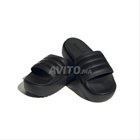 صنادل أديداس مقاس 40 - 2