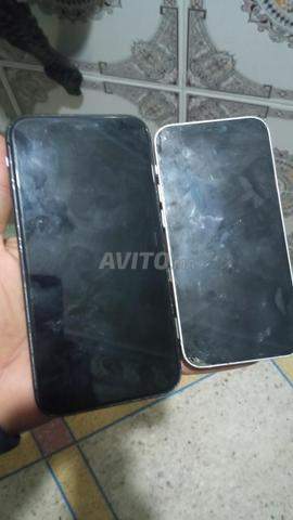 iPhones cassés pour pièces