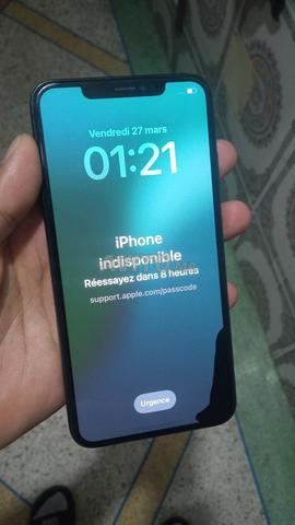 iPhone XS Max iCloud