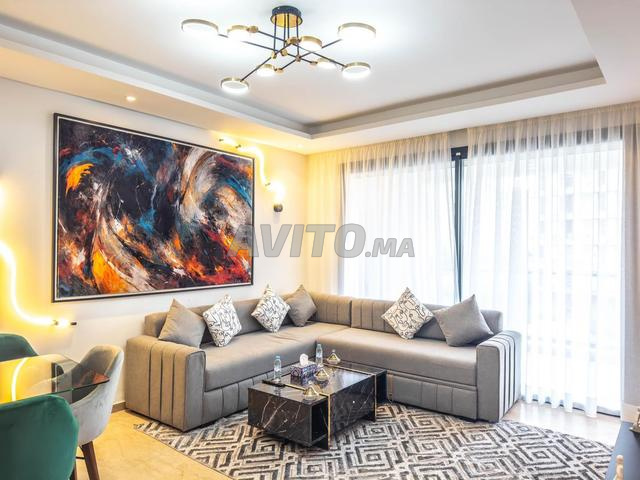 حزمة أثاث غرفتي نوم وتلفزيون QLED 65 بوصة وغسالة