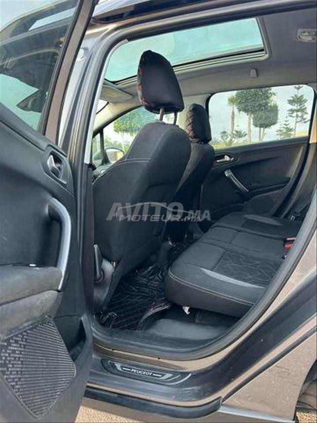 Peugeot 2008 Diesel Manuelle 2017 à Ben Guerir