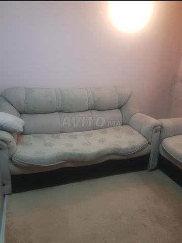 صالون مكون من قطعتين مع موكيت في بوخالف - 2