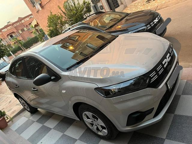 شركة لكراء السيارات للبيع