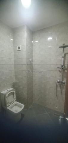 شقة بواجهتين بالطابق الثاني بحي الأمل 80 متر - 2