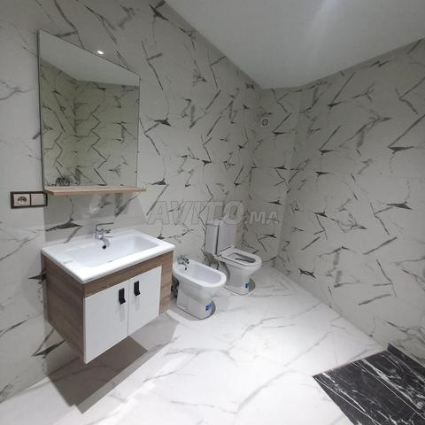 Appartement 4 pièces, garage, ascenseur, balcon, petit immeuble - 2