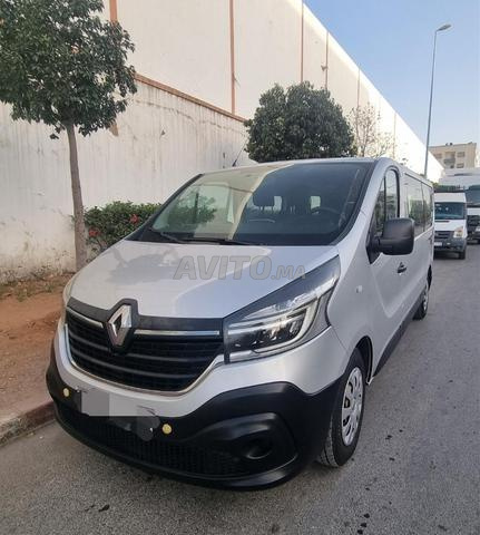 Renault trafic 2021 touristique www