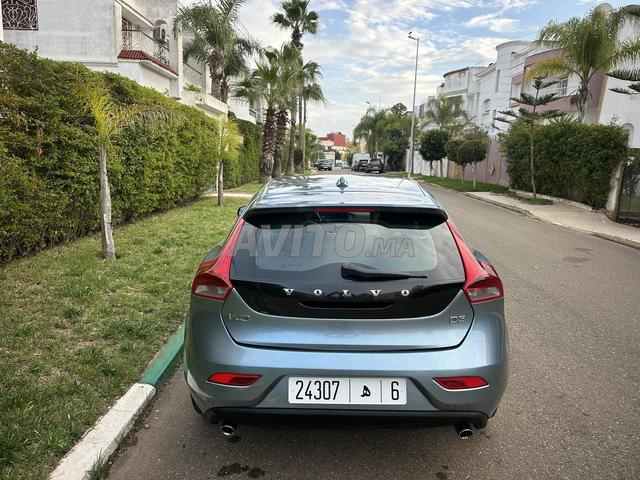 فولفو V40 أوتوماتيك - 2