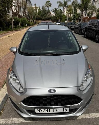 فورد فييستا بنزين