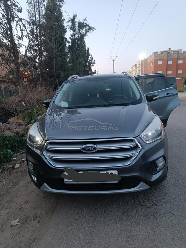 Ford Kuga 2017 en excellente état.