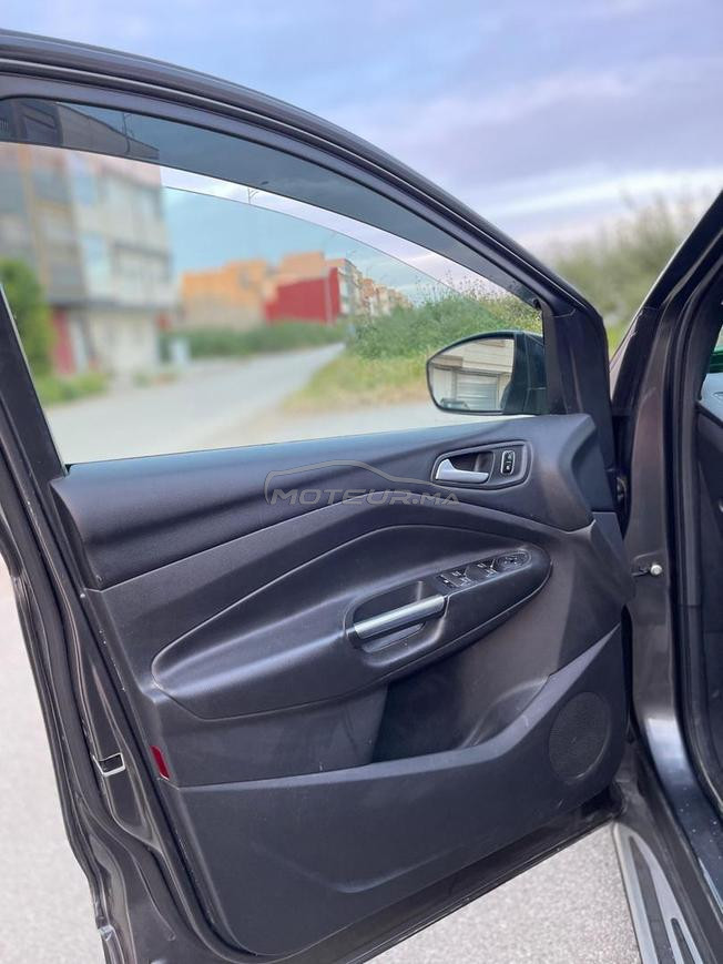 Ford Kuga 2017 en excellente état.