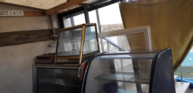 معدات مطعم وجبات سريعة بحالة جيدة - 2