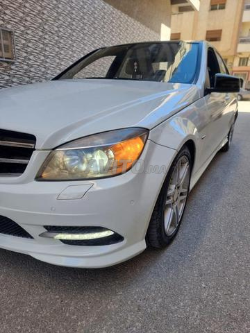 مرسيدس بنز 220