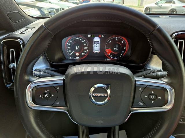 فولفو XC40 D3 أوتوماتيك في الدار البيضاء - 2