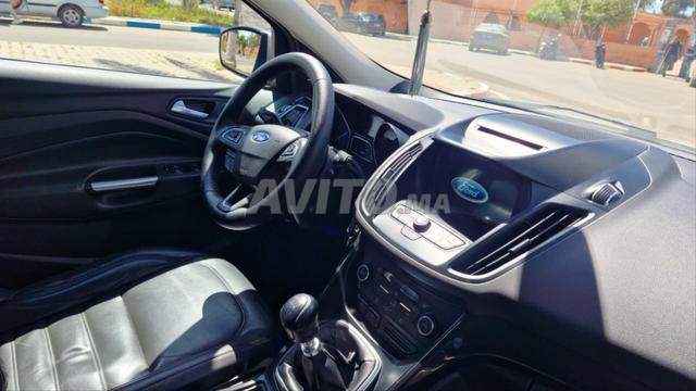 Ford Kuga Titanium - 2