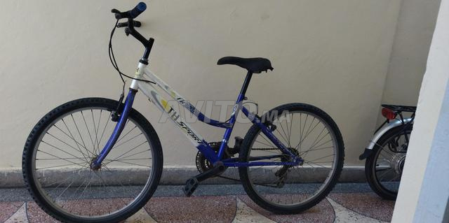 Vélo à vendre, toujours propre, taille 24, pour les intéressés, bienvenue