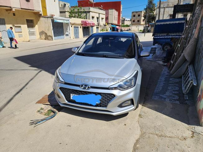hyndai I20 CRDI tres bonne état . 