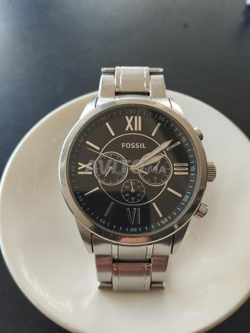 ساعة فوسيل كوارتز للبيع