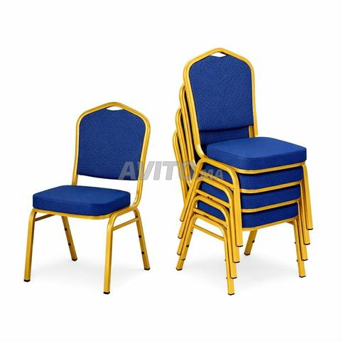 كراسي وليمة فينتدج ملكية وقابلة للتكديس