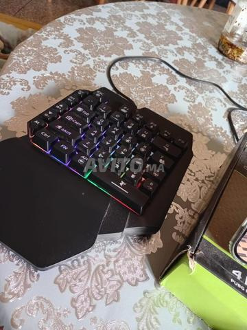 Clavier et souris gaming - 2