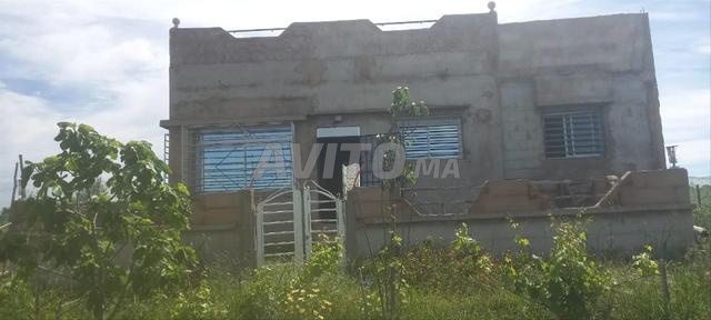 Ain Jouhara à 8 km avant Tiflet et à 44 km de Rabat