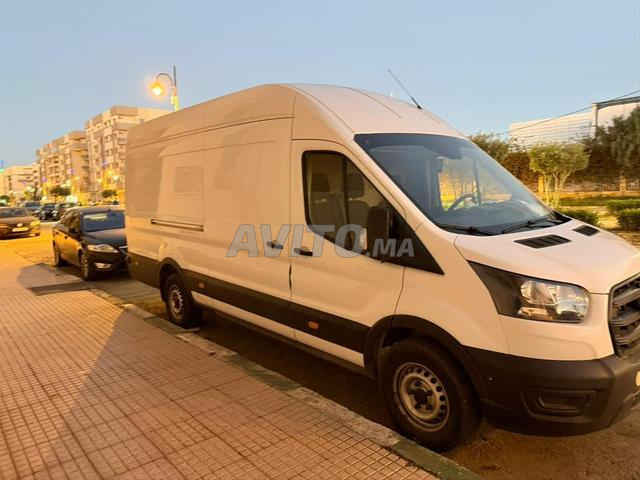 فورد ترانزيت بحالة ممتازة وقليلة الاستخدام