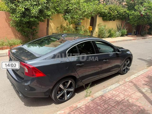 Volvo S60 R Design - 2