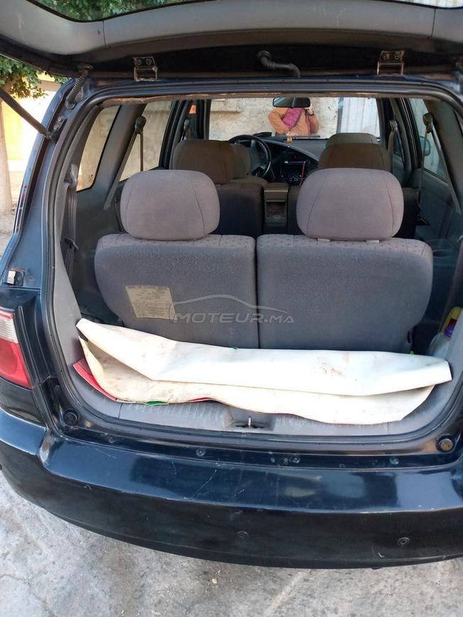 voiture d'occasion kia carens 