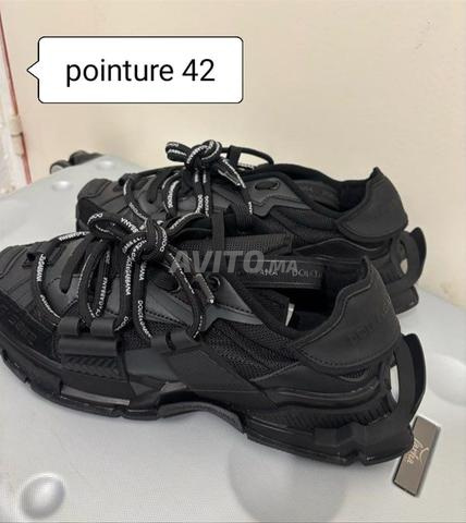 أحذية دولتشي آند غابانا مقاس 42 مستوردة من إيطاليا - 2