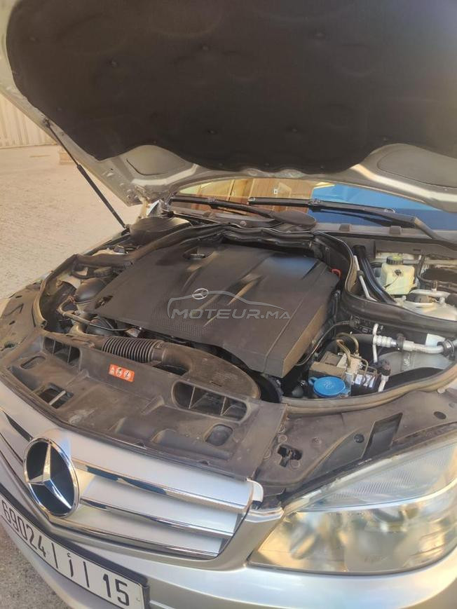 Mercedes 220 taza