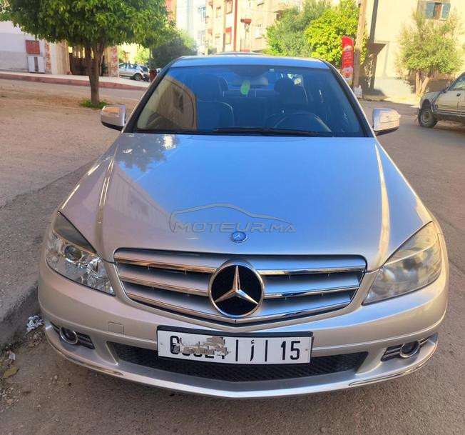 Mercedes 220 taza