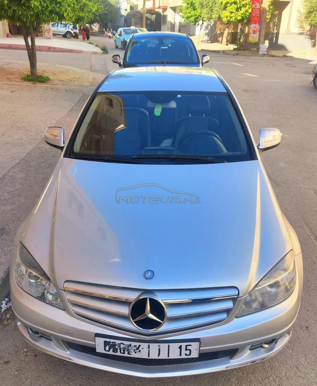 Mercedes 220 taza