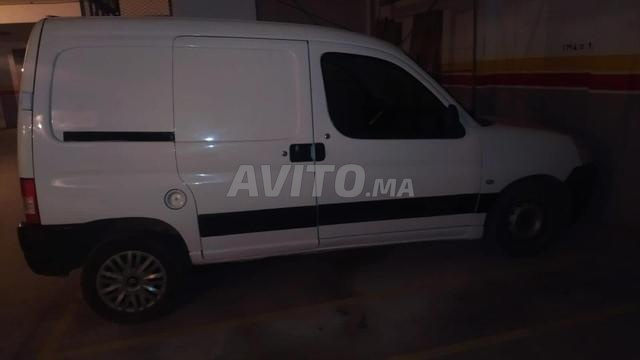 سيتروين بيرلينجو ديزل يدوية 2010 في مراكش