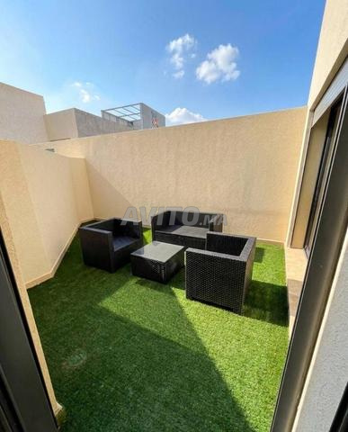 Studio neuf meublé à louer à oasis avec terrasse - 2