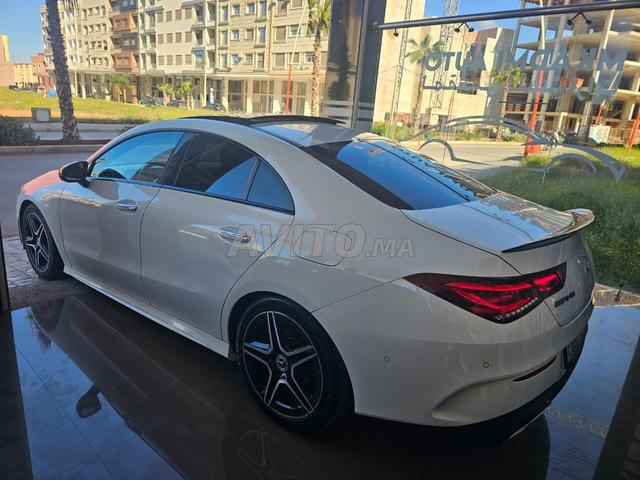 مرسيدس بنز الفئة CLA حزمة AMG لاين