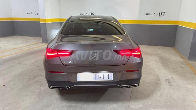Mercedes CLA 220 quasi neuve - 2