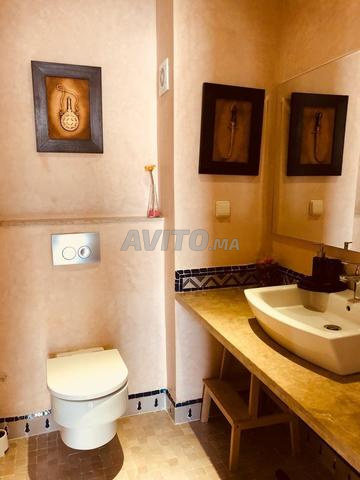 فيلا رائعة للبيع طريق أوريكا - 2