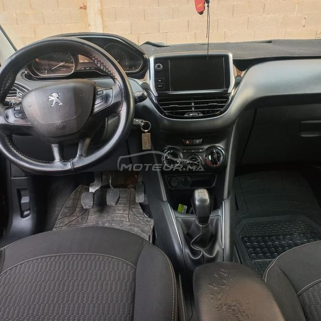 Peugeot 208 Diesel Manuelle 2018 à Agadir