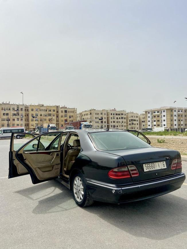 Mercedes-Benz280