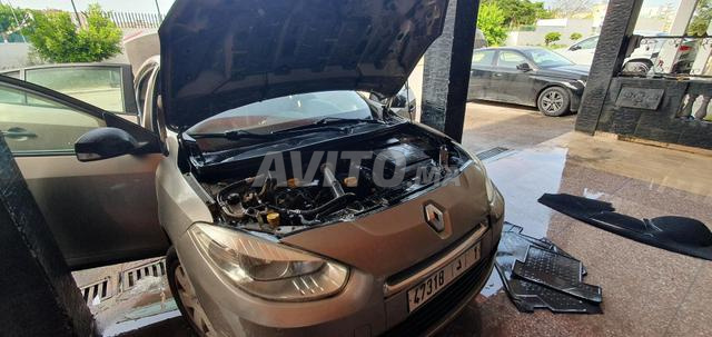 رينو فلوينس ديزل يدوية 2011 في القنيطرة