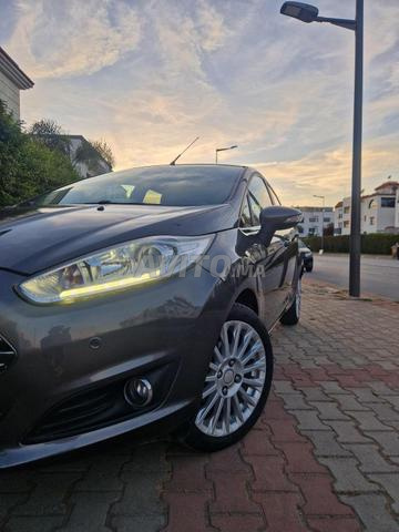 فورد فييستا تيتانيوم